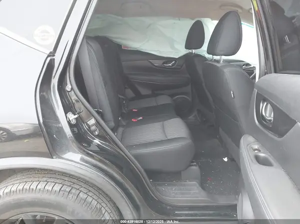 KNMAT2MV2KP553059 2019 NISSAN ROGUE - Image 8