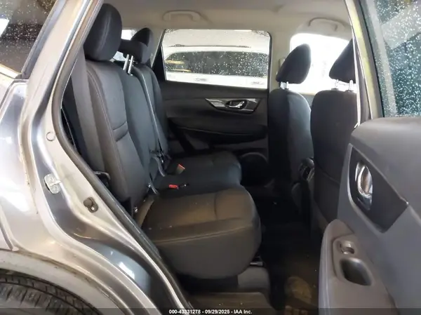 KNMAT2MV2KP558570 2019 NISSAN ROGUE - Image 8