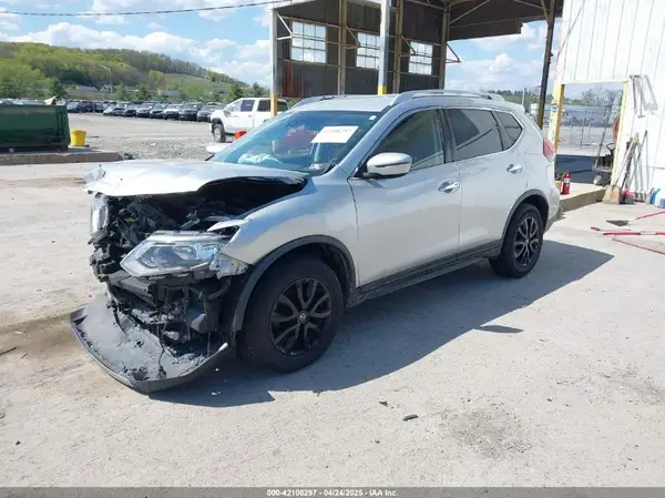 KNMAT2MV2KP558732 2019 NISSAN ROGUE - Image 2