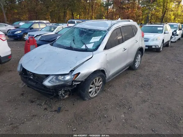 KNMAT2MV2LP502937 2020 NISSAN ROGUE - Image 2