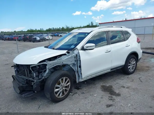 KNMAT2MV2LP510942 2020 NISSAN ROGUE - Image 2