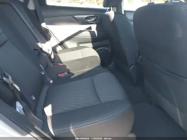 KNMAT2MV2LP522010 2020 NISSAN ROGUE - Image 8
