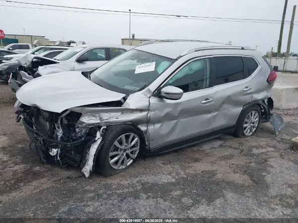 KNMAT2MV2LP523299 2020 NISSAN ROGUE - Image 2