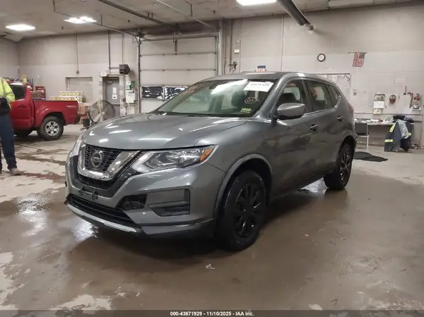 KNMAT2MV2LP523402 2020 NISSAN ROGUE - Image 2