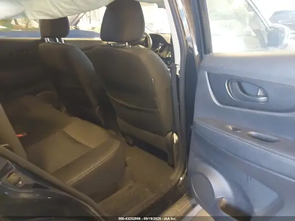 KNMAT2MV2LP523528 2020 NISSAN ROGUE - Image 8