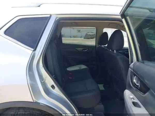 KNMAT2MV2LP523996 2020 NISSAN ROGUE - Image 8