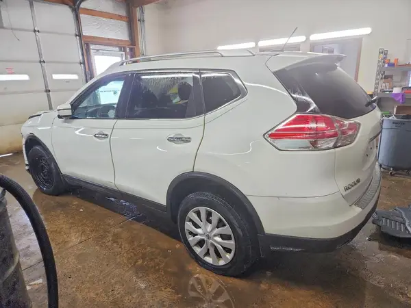KNMAT2MV3GP602390 2016 NISSAN ROGUE - Image 2