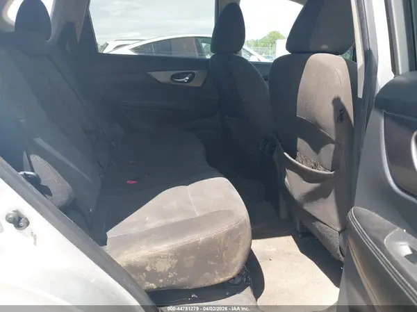 KNMAT2MV3GP610070 2016 NISSAN ROGUE - Image 8