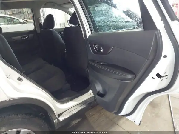 KNMAT2MV3GP616628 2016 NISSAN ROGUE - Image 8