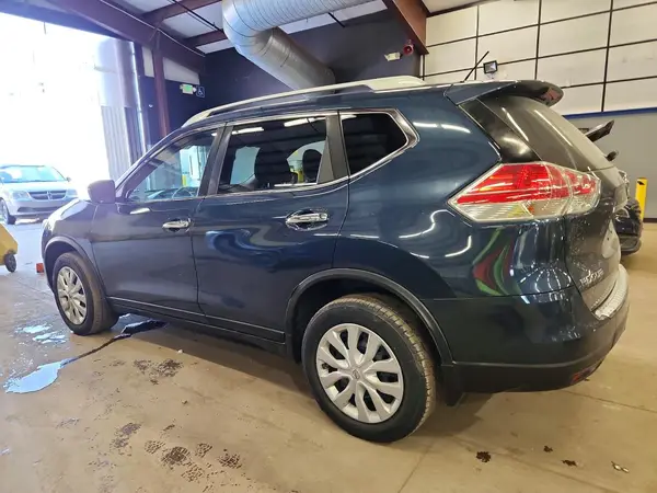 KNMAT2MV3GP639942 2016 NISSAN ROGUE - Image 2