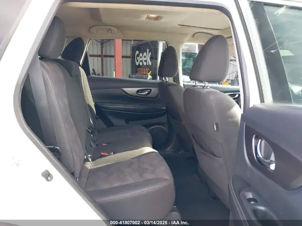 KNMAT2MV3GP640010 2016 NISSAN ROGUE - Image 8