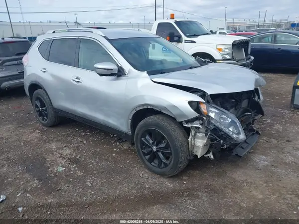 KNMAT2MV3GP640153 2016 NISSAN ROGUE - Image 1