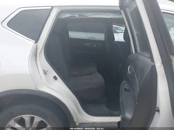KNMAT2MV3GP657437 2016 NISSAN ROGUE - Image 8