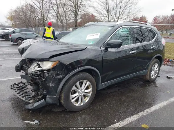 KNMAT2MV3GP669331 2016 NISSAN ROGUE - Image 2