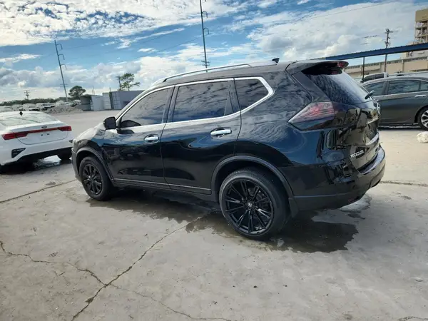 KNMAT2MV3GP674559 2016 NISSAN ROGUE - Image 2