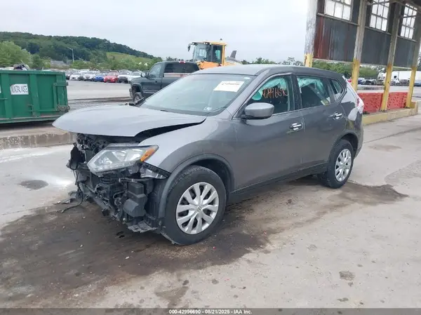 KNMAT2MV3GP677011 2016 NISSAN ROGUE - Image 2