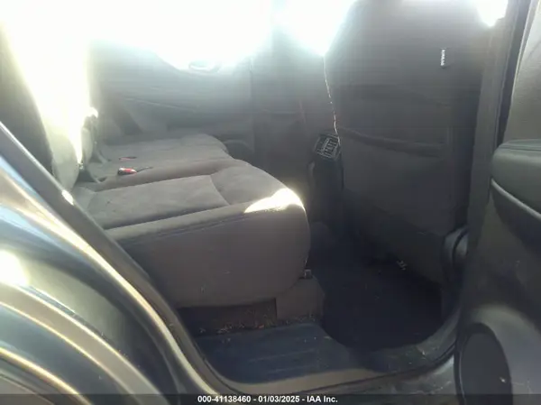 KNMAT2MV3GP694987 2016 NISSAN ROGUE - Image 8