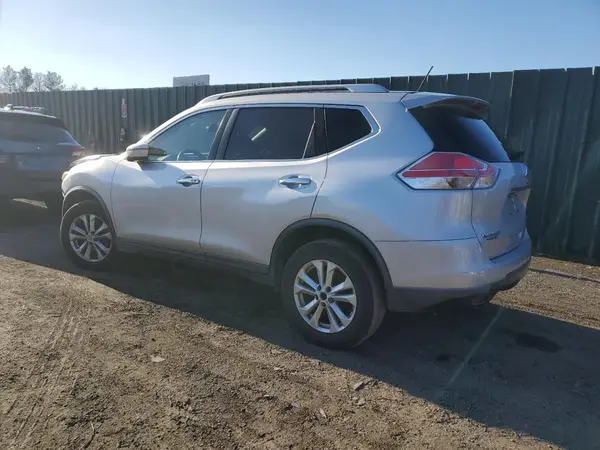 KNMAT2MV3GP696657 2016 NISSAN ROGUE - Image 2