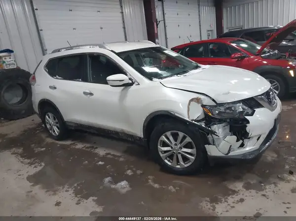 KNMAT2MV3GP701307 2016 NISSAN ROGUE - Image 1