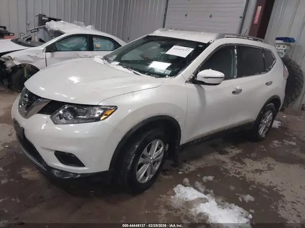 KNMAT2MV3GP701307 2016 NISSAN ROGUE - Image 2