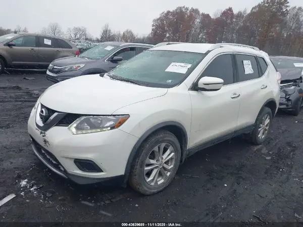 KNMAT2MV3GP703994 2016 NISSAN ROGUE - Image 2