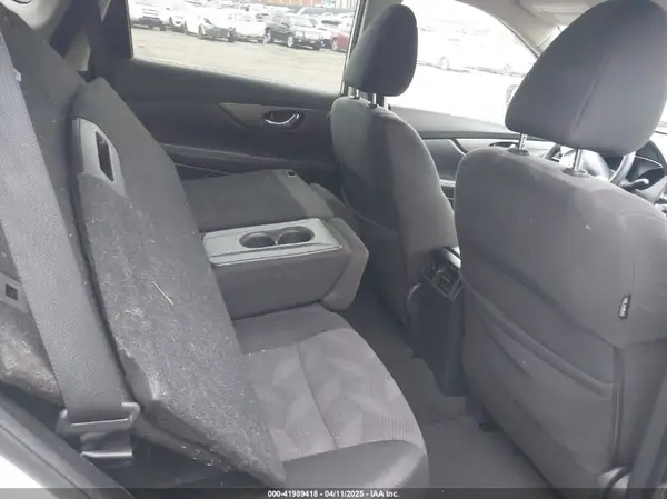 KNMAT2MV3GP723940 2016 NISSAN ROGUE - Image 8