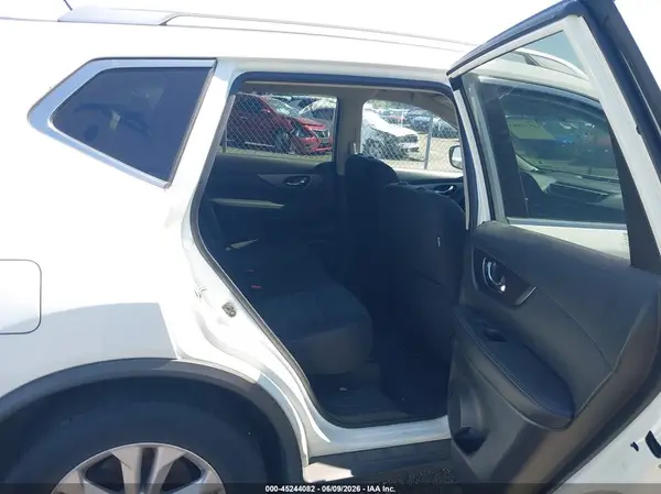 KNMAT2MV3GP728524 2016 NISSAN ROGUE - Image 8