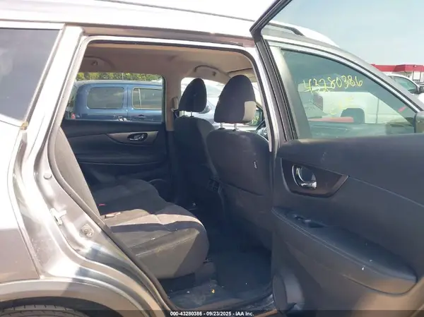 KNMAT2MV3GP732623 2016 NISSAN ROGUE - Image 8