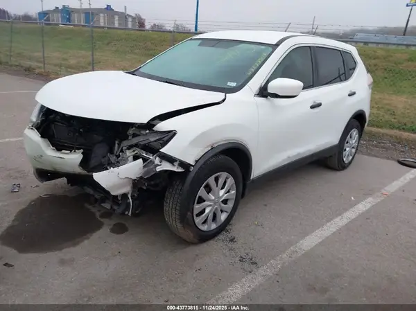 KNMAT2MV3GP737501 2016 NISSAN ROGUE - Image 2
