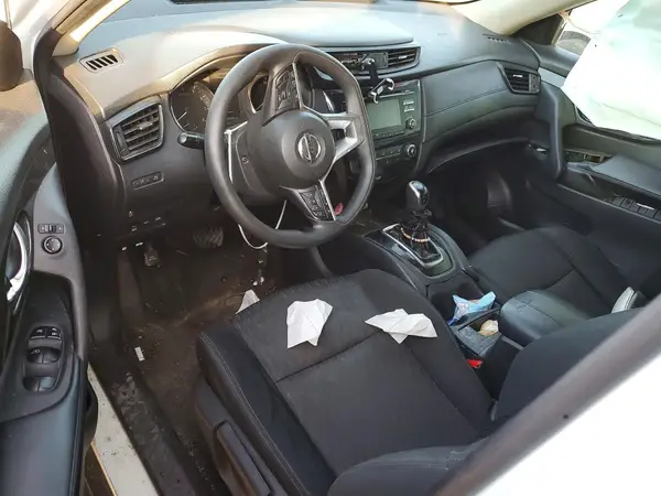 KNMAT2MV3HP501917 2017 NISSAN ROGUE - Image 8