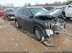 KNMAT2MV3HP504056 2017 NISSAN ROGUE