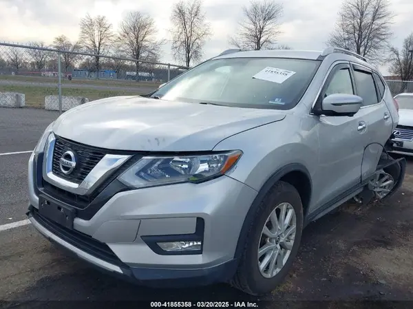 KNMAT2MV3HP505787 2017 NISSAN ROGUE - Image 2