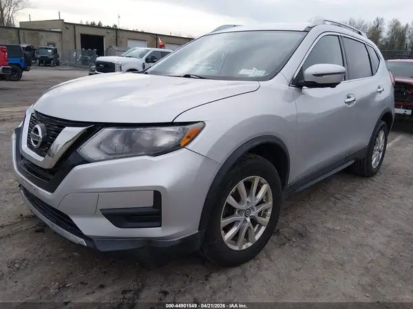 KNMAT2MV3HP517549 2017 NISSAN ROGUE - Image 2