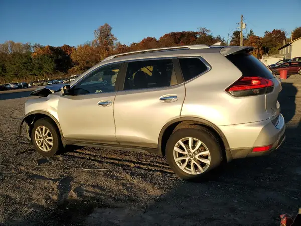 KNMAT2MV3HP525439 2017 NISSAN ROGUE - Image 2
