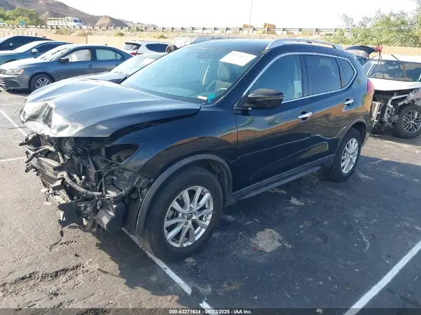 KNMAT2MV3HP540037 2017 NISSAN ROGUE - Image 2