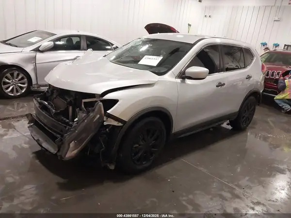 KNMAT2MV3HP542015 2017 NISSAN ROGUE - Image 2