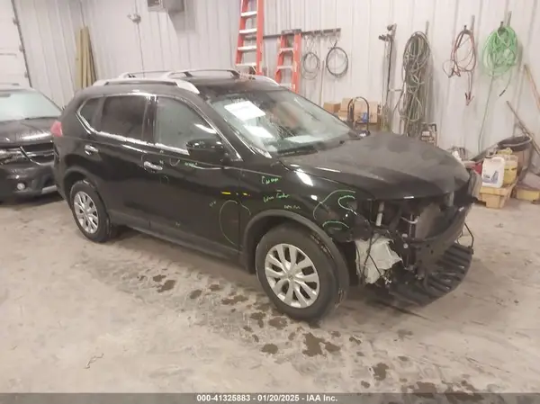 KNMAT2MV3HP543293 2017 NISSAN ROGUE - Image 1