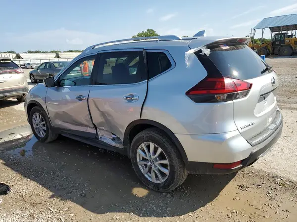 KNMAT2MV3HP546971 2017 NISSAN ROGUE - Image 2