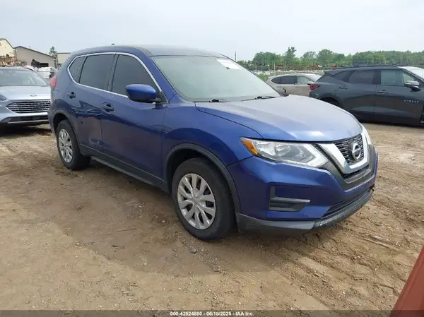 KNMAT2MV3HP560207 2017 NISSAN ROGUE - Image 1
