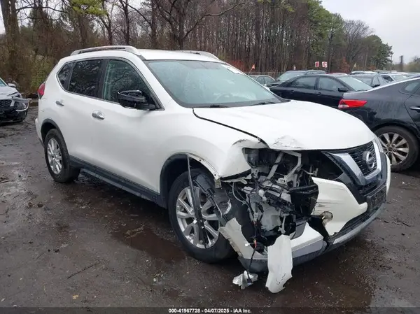 KNMAT2MV3HP563723 2017 NISSAN ROGUE - Image 1