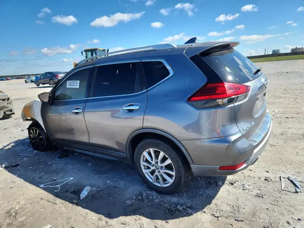 KNMAT2MV3HP564581 2017 NISSAN ROGUE - Image 2