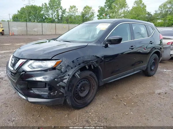 KNMAT2MV3HP564838 2017 NISSAN ROGUE - Image 2