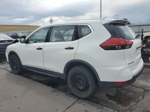 KNMAT2MV3HP565911 2017 NISSAN ROGUE - Image 2