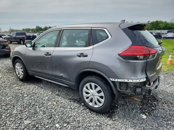 KNMAT2MV3HP573698 2017 NISSAN ROGUE - Image 2