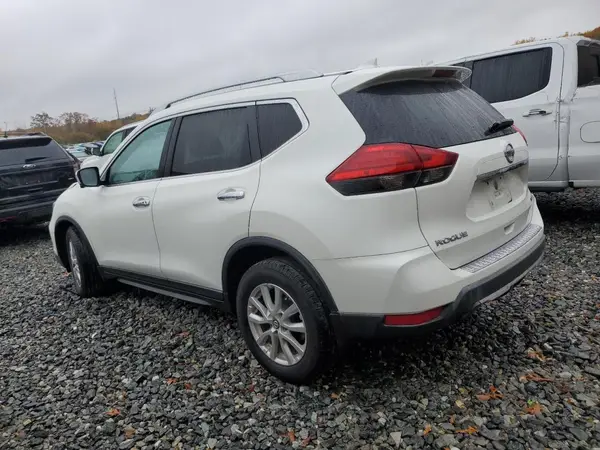 KNMAT2MV3HP580747 2017 NISSAN ROGUE - Image 2