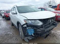 KNMAT2MV3HP592980 2017 NISSAN ROGUE