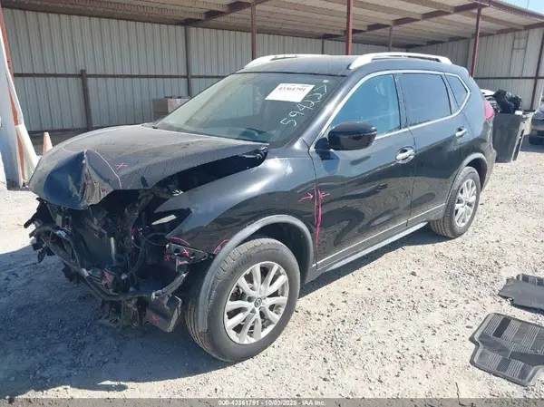 KNMAT2MV3HP594227 2017 NISSAN ROGUE - Image 2