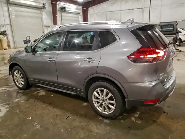 KNMAT2MV3HP598360 2017 NISSAN ROGUE - Image 2