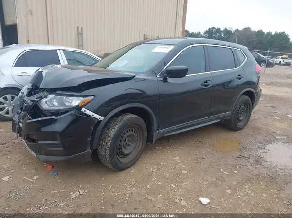 KNMAT2MV3HP601354 2017 NISSAN ROGUE - Image 2