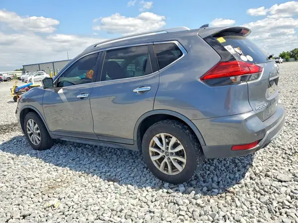 KNMAT2MV3HP610488 2017 NISSAN ROGUE - Image 2